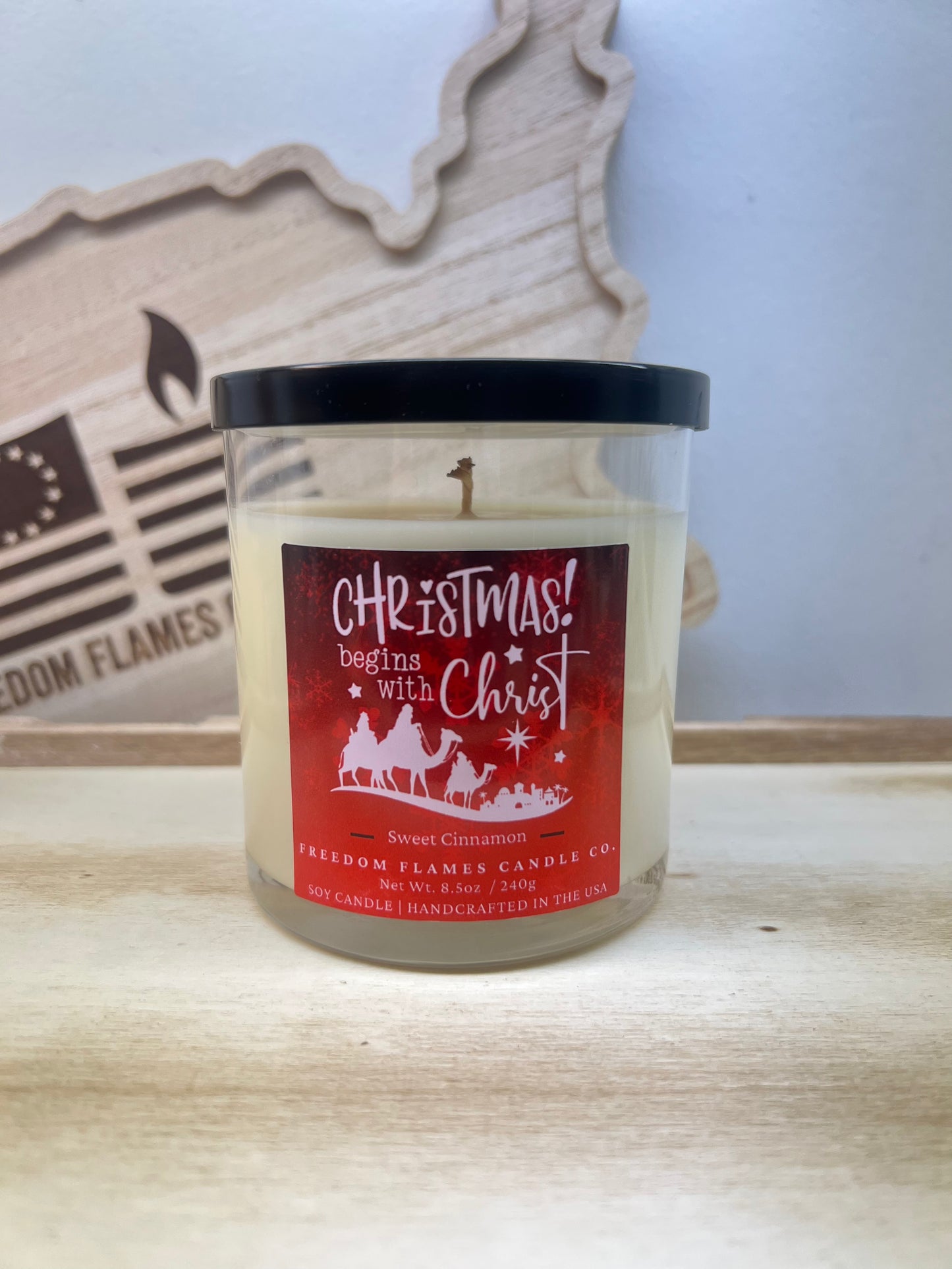 Christmas Begins With Christ (Cinnamon 8.5oz)